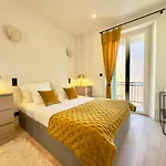 Luxueux 3 Pièces Rénové Avec Terrasse - 3mn Palais - Parking Appartement Cannes