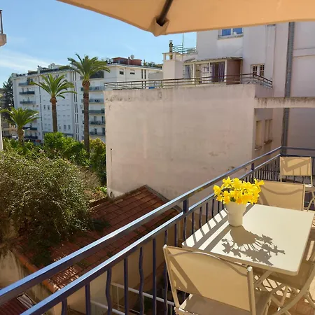 Luxueux 3 Pièces Rénové Avec Terrasse - 3mn Palais - Parking * Cannes